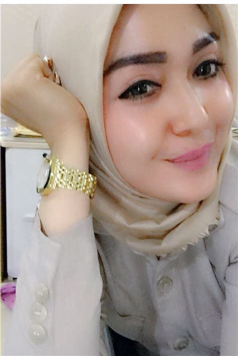 bokep scandal hijab|Scandal hijab student did with crot supervisor in .